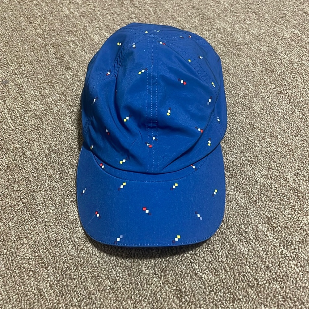 Lululemon Athletica  Blue Pixel Running Hat Cap One Size